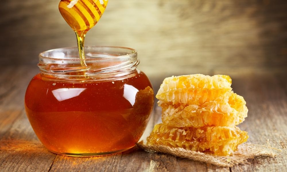 The Benefits of Eating Honeycomb