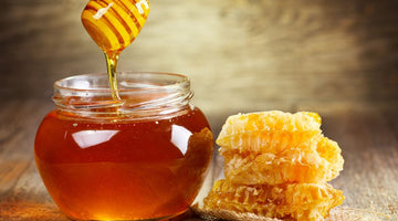 Why Raw Honey Jars Make the Perfect Gift