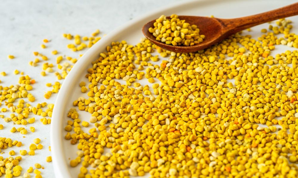 How Bee Pollen Works as a Natural EnergyBooster