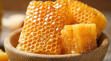 Foods That Go With Honeycomb and How To Eat Them