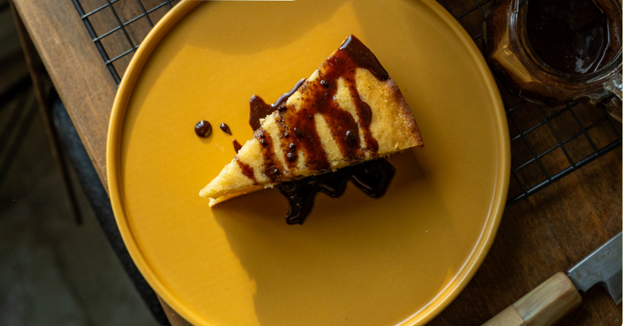 Easy Honey Cake Recipe, Sweetened with Honey and Nothing Else